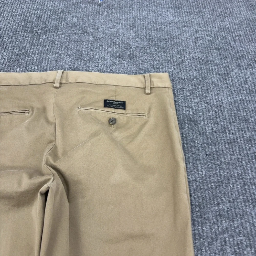 Banana Republic Fulton Chino Pants Mens 33x34 Khaki Cotton Performance Casual
